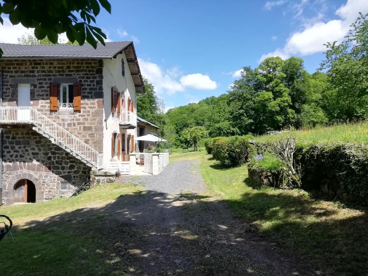 Maison A La Campagne Au Coeur Du Cantal Dept 15 Marmanhac Luaran gambar